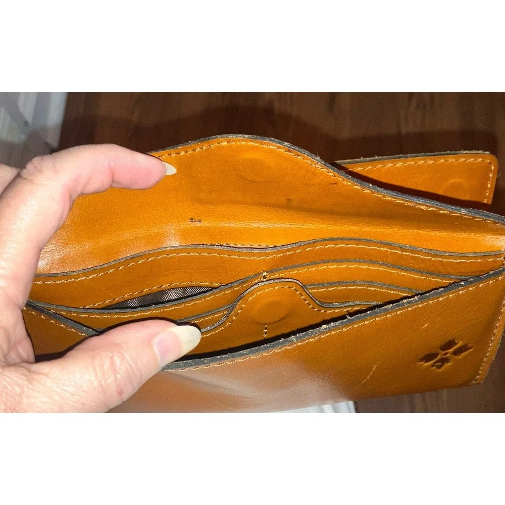 Patrica Nash Valentia Wallet Magnet Snap Smooth Tan‎ Leather $119 2 Piece